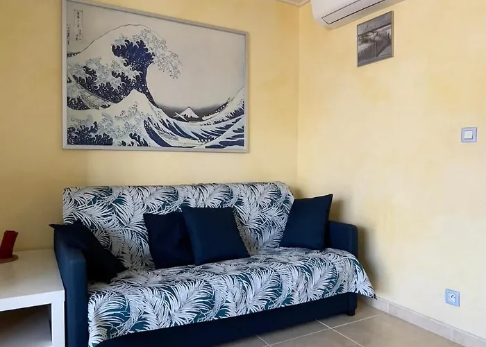 T2, Calme & Lumineux, Au Bout Du Jardin, La Plage! Сasa de vacaciones *